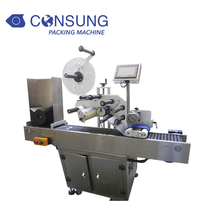 Automatic horizontal labeling machine for tubes